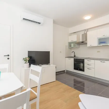 Gigo Apartment